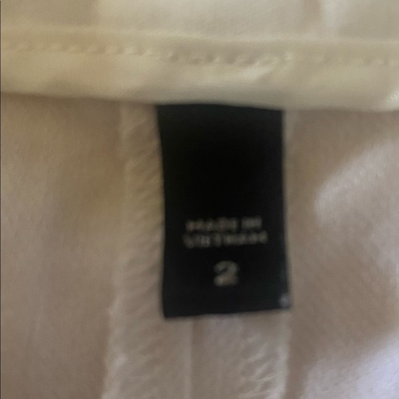 EXRESS-WHITE SHORTS - Picture 11 of 11